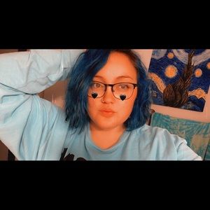 Meet your Posher, Angela